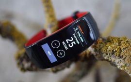 Samsung is waiting on Apple for Gear Fit2 Pro support on iOS